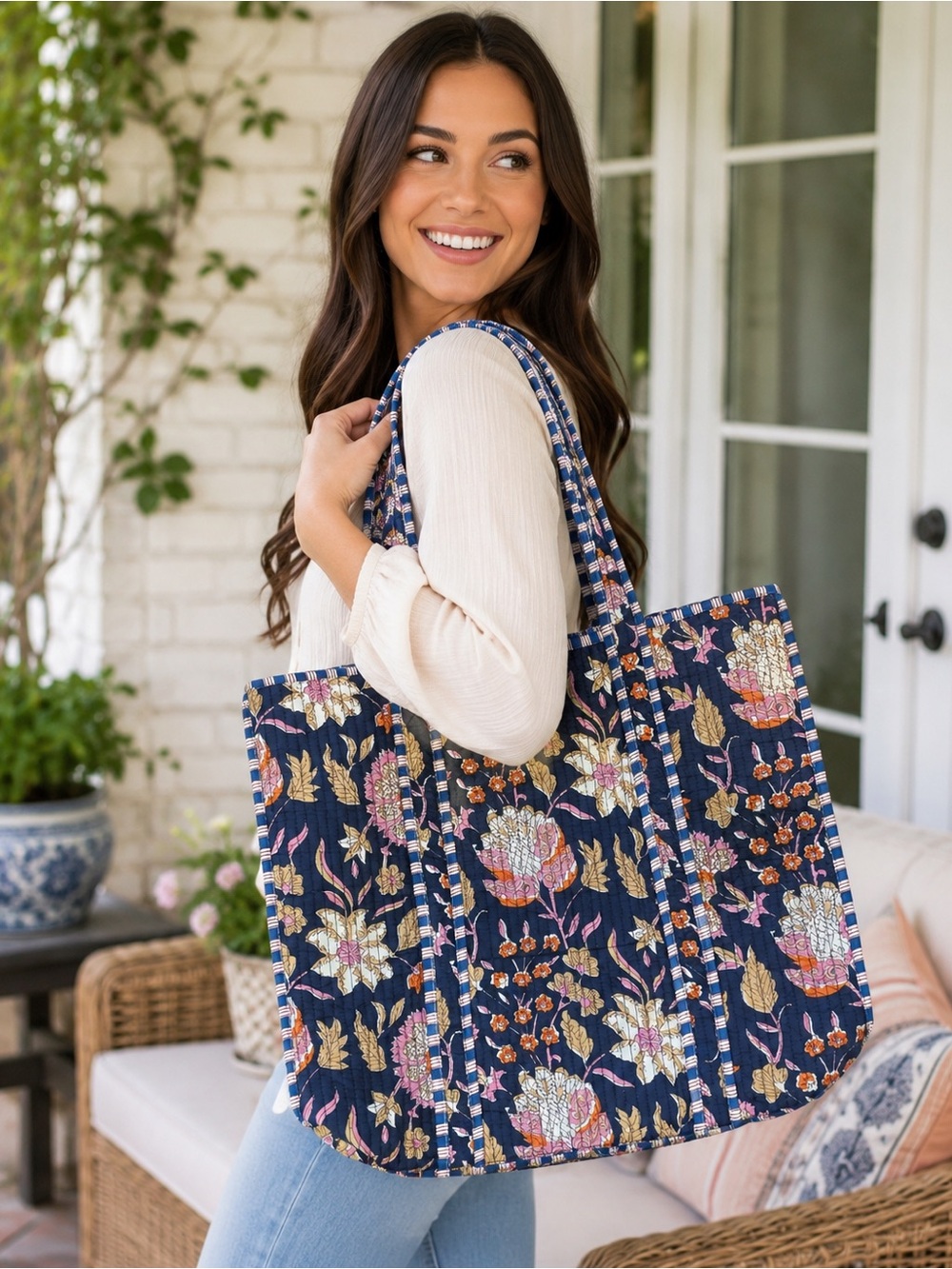 Boutique Quilted Floral Cotton Tote Bag Navy Pink Large NWOT